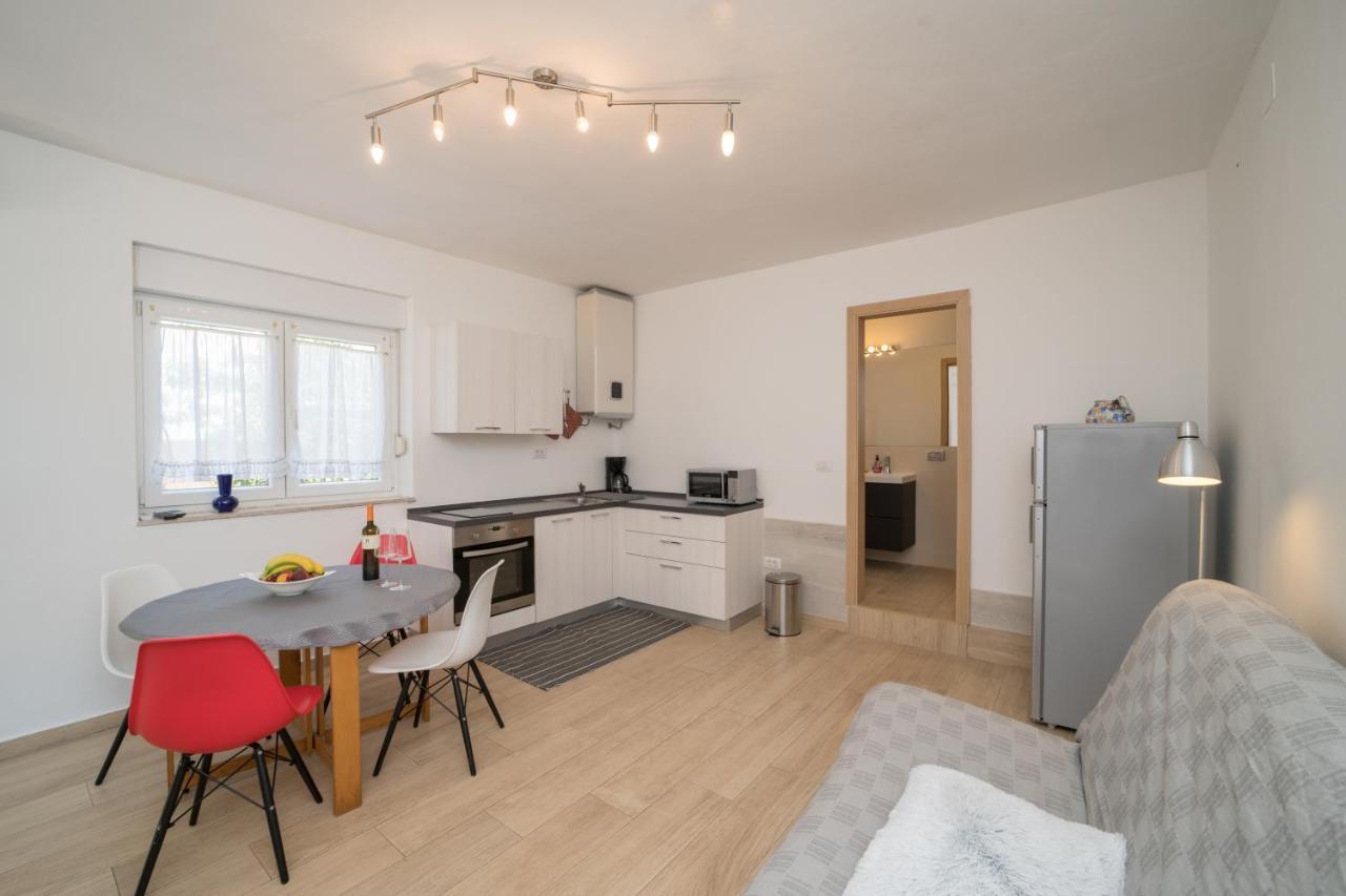 Oliveum Apartments Umag Ngoại thất bức ảnh